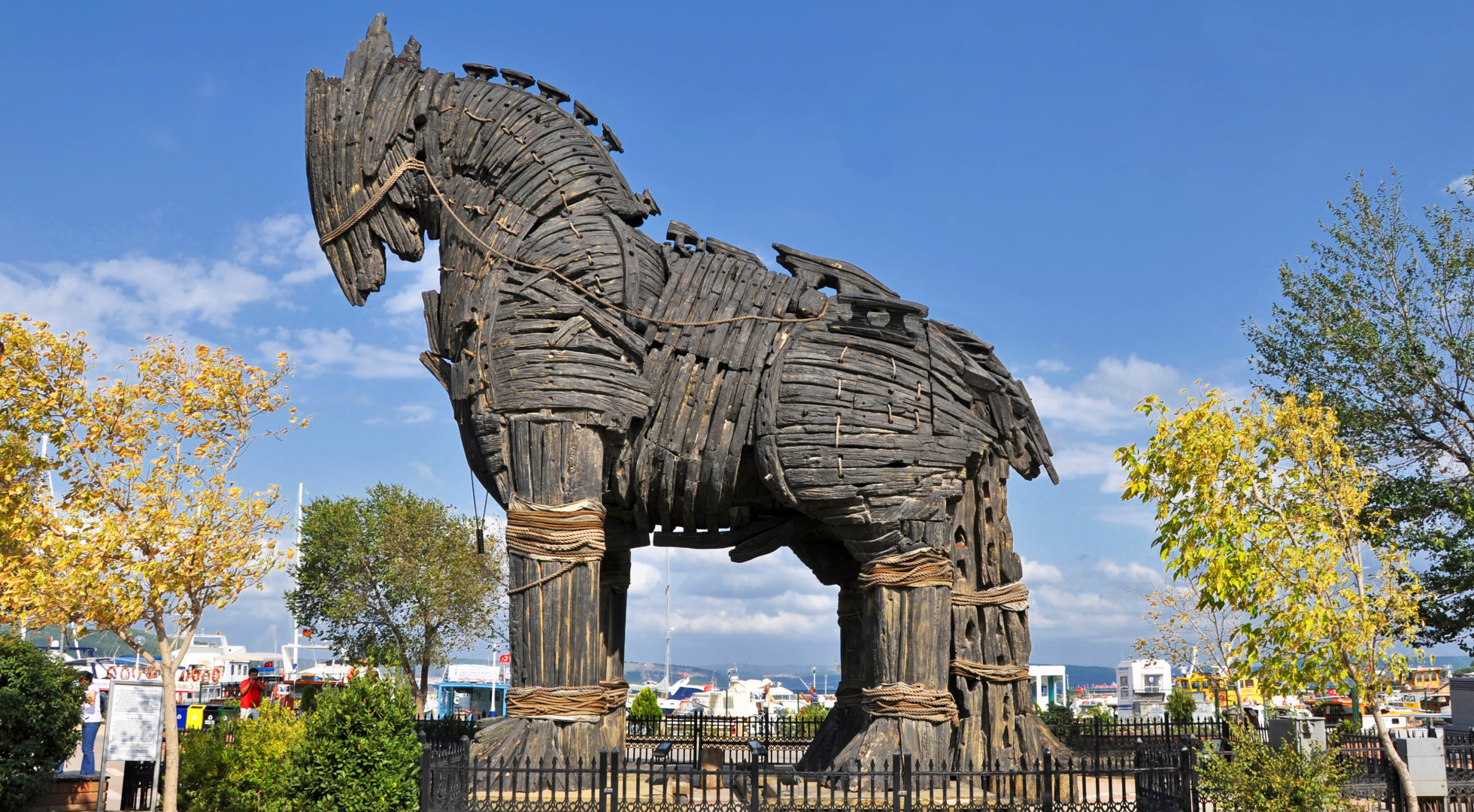 Canakkale_Trojan-horse